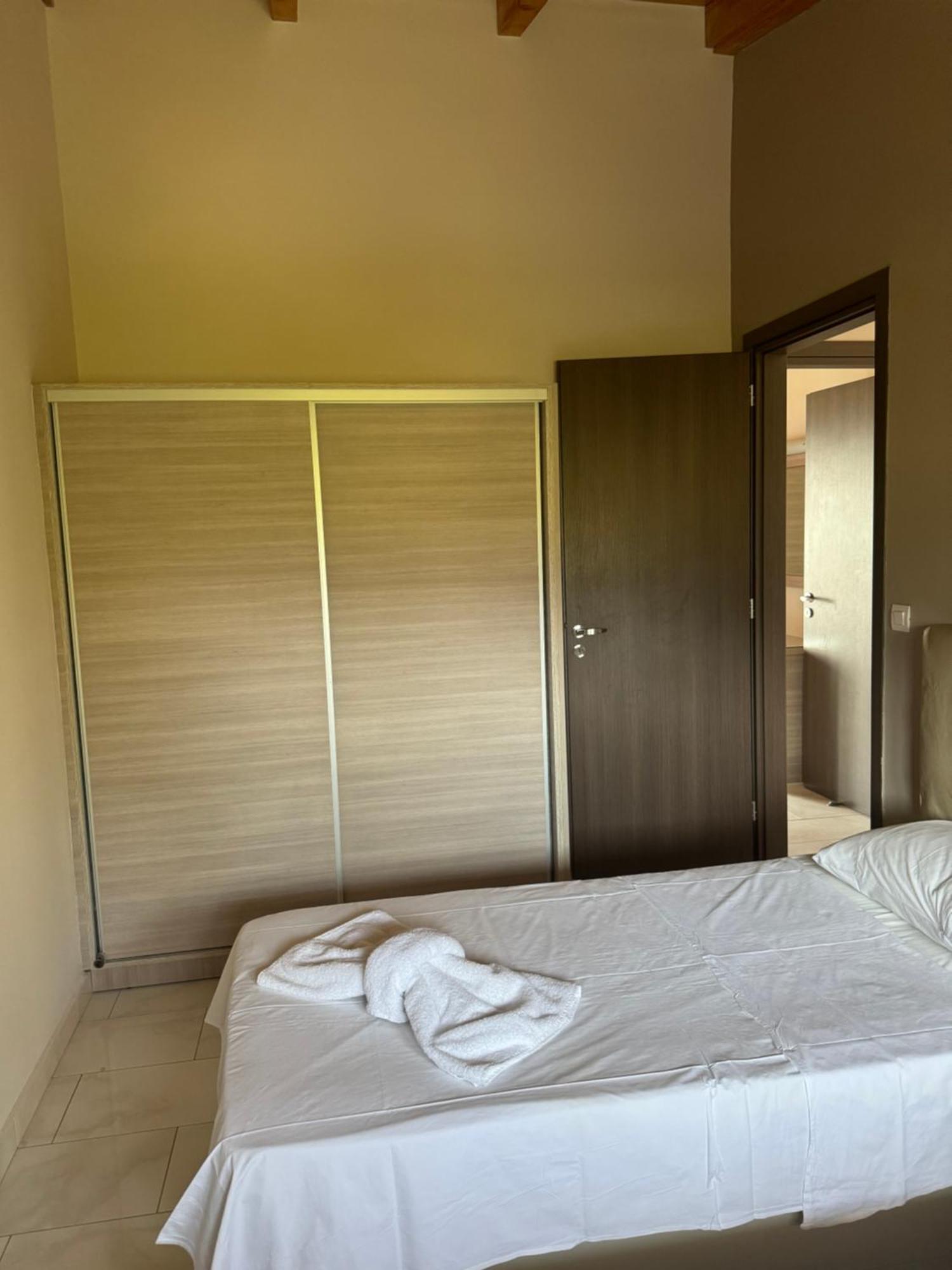 Endless Seaview Apartment B Alykes  Esterno foto